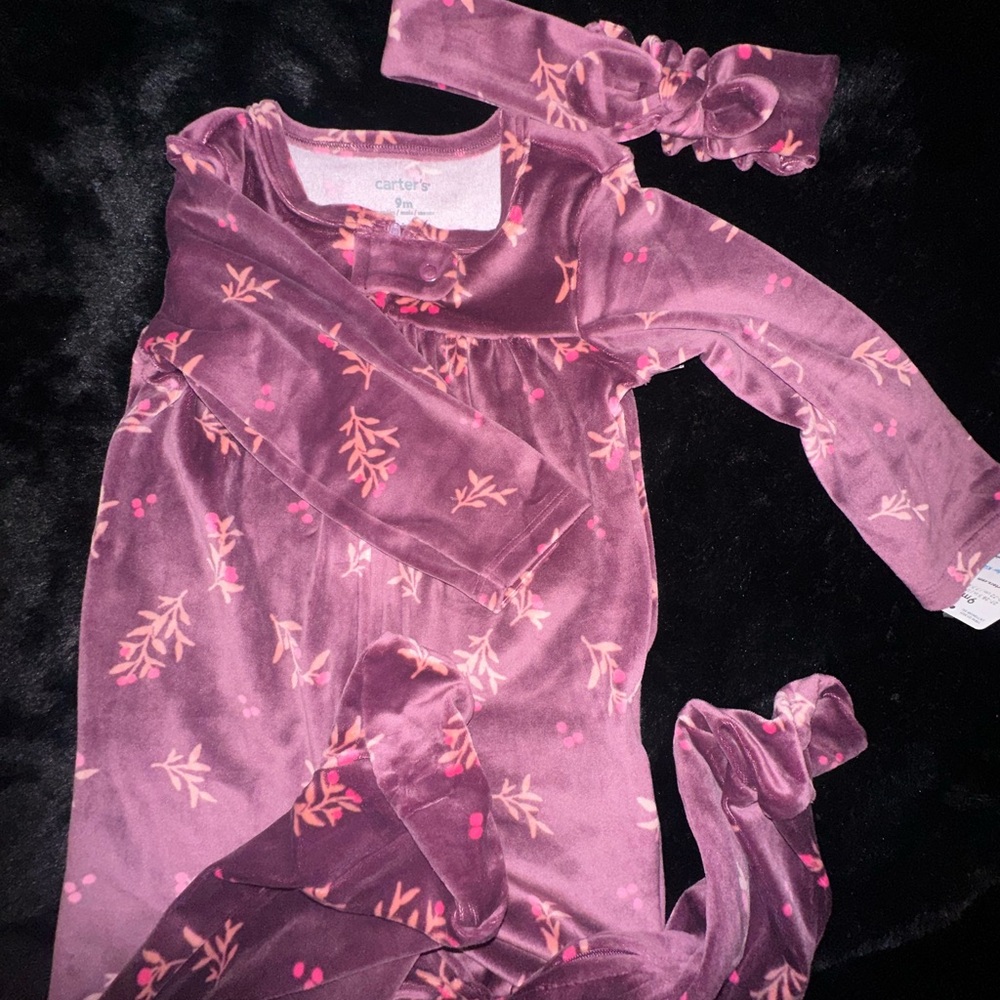 Super soft Carter’s baby girl set with headband (9m)